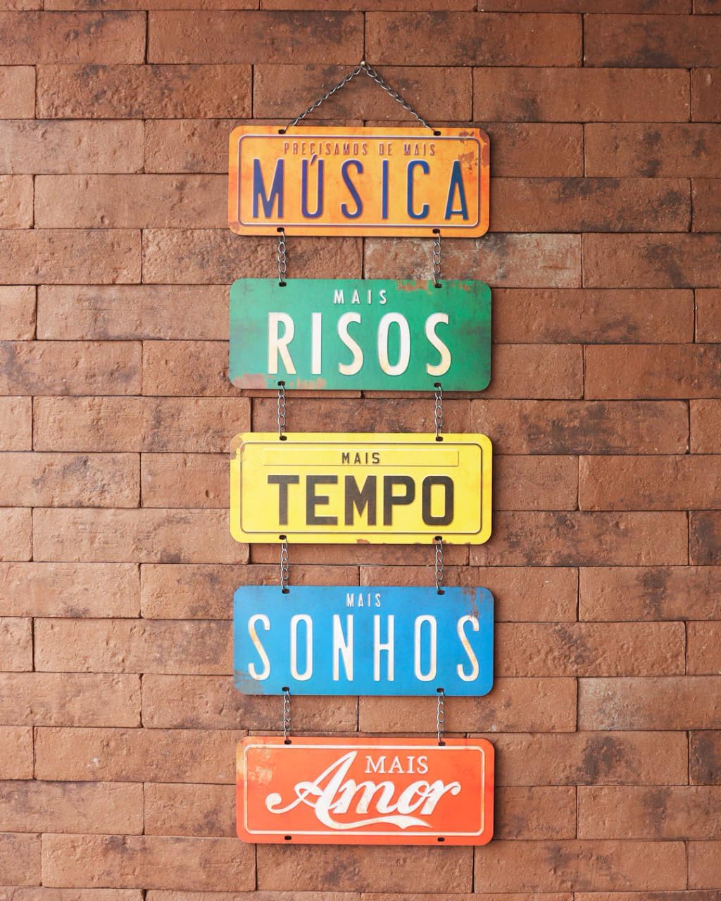 PLACA DECORATIVA EM MDF - FRASE PRECISAMOS DE... 29 x 89 cm